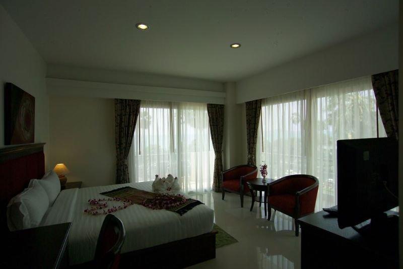 The New Eurostar Jomtien Beach Hotel Экстерьер фото