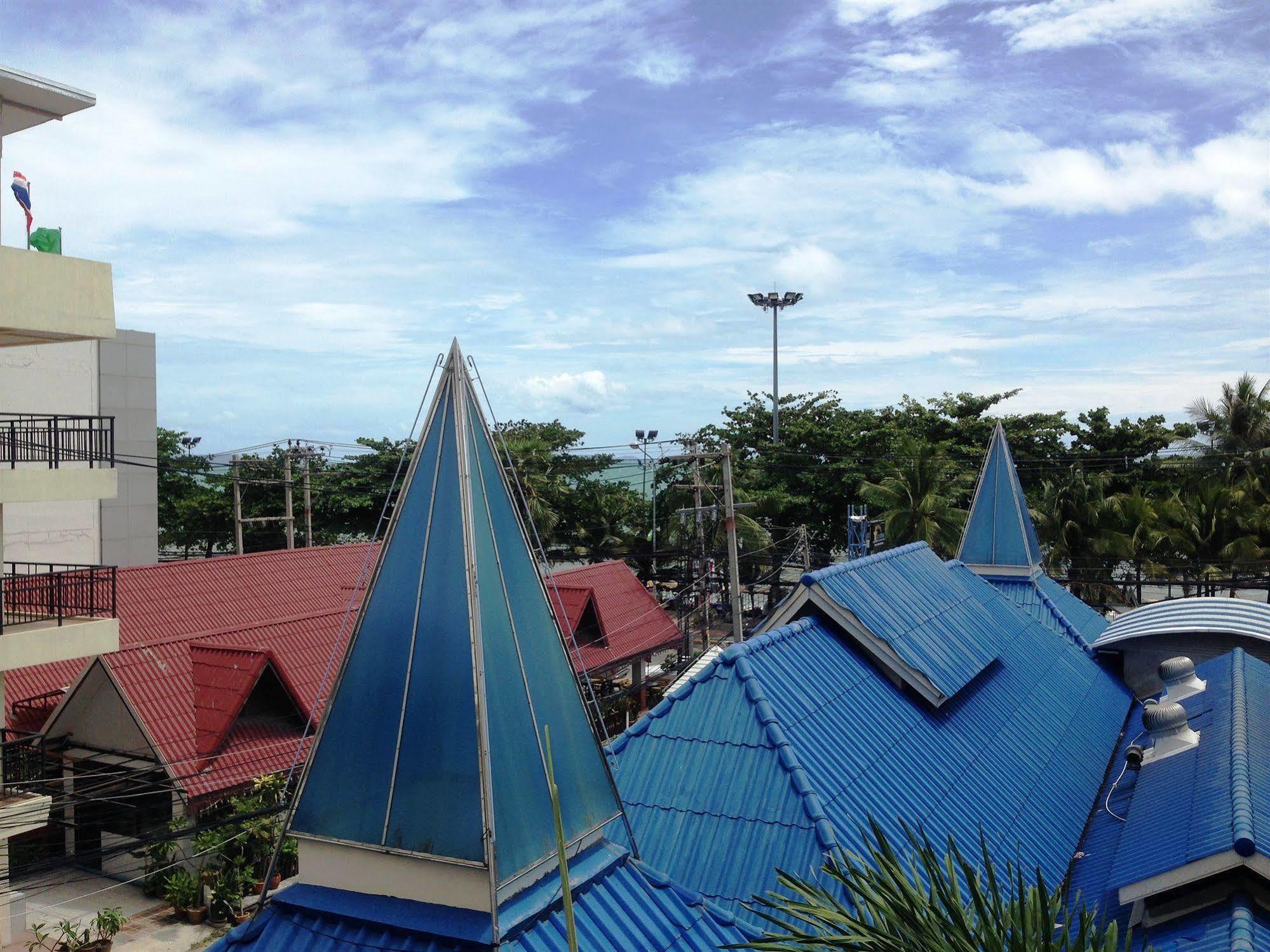 The New Eurostar Jomtien Beach Hotel Экстерьер фото
