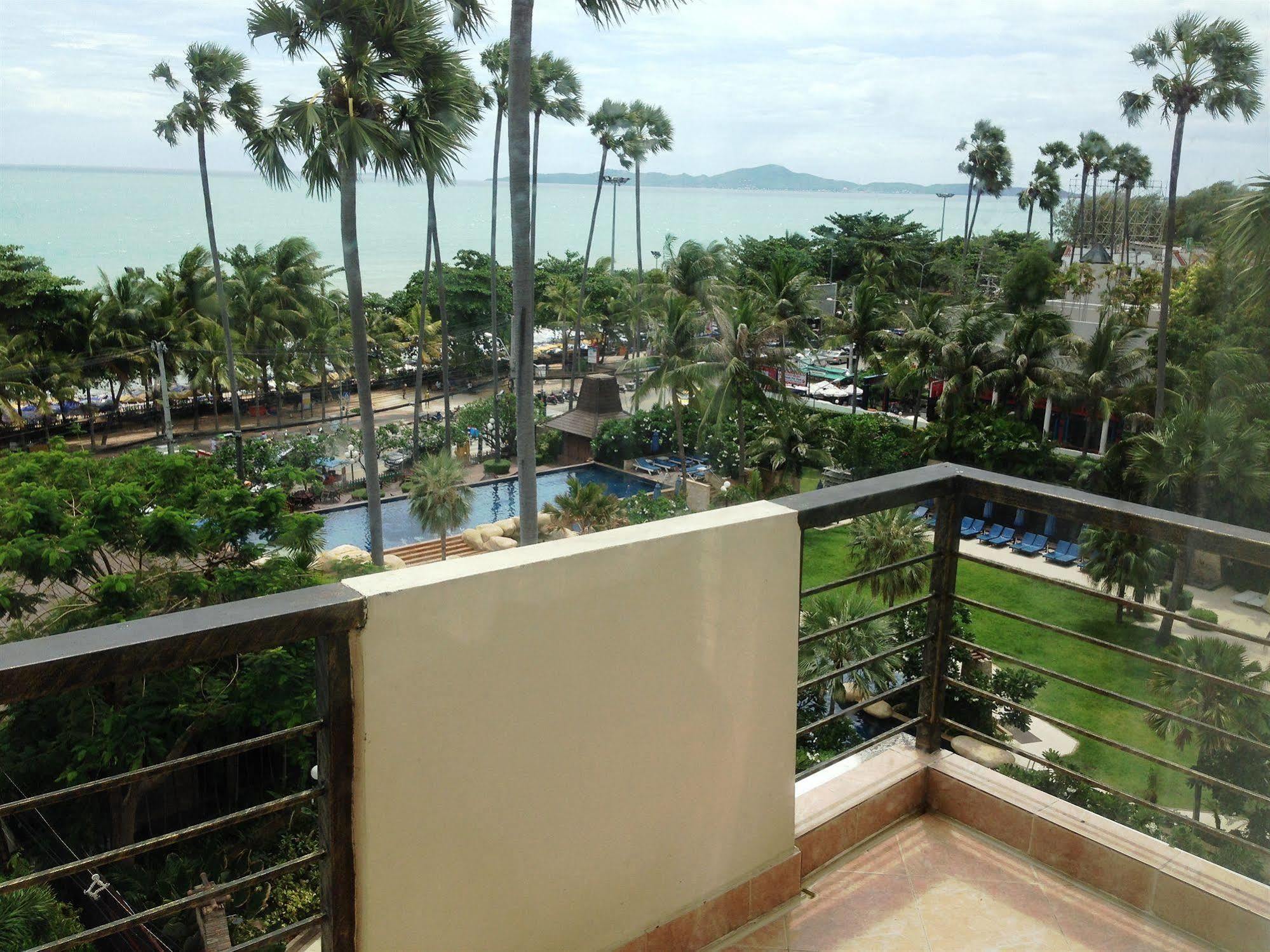 The New Eurostar Jomtien Beach Hotel Экстерьер фото